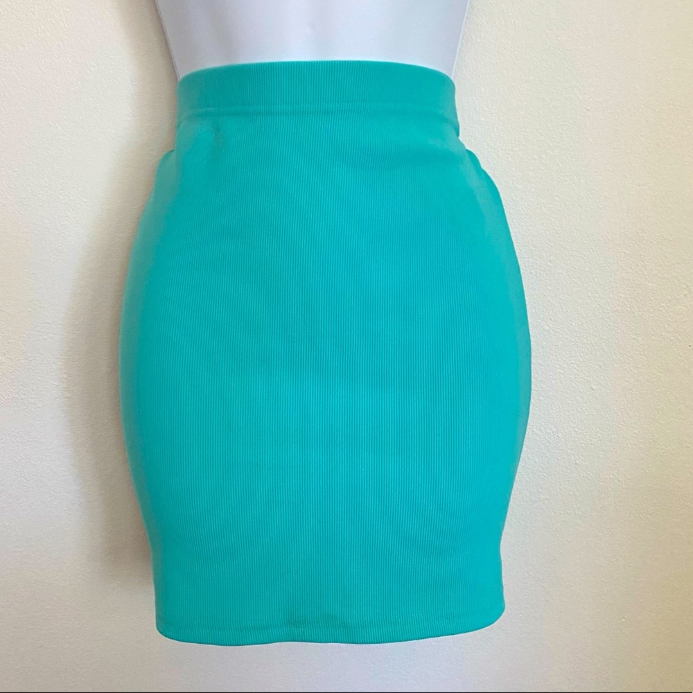 Thick Bodycon Rib Knit mini skirt